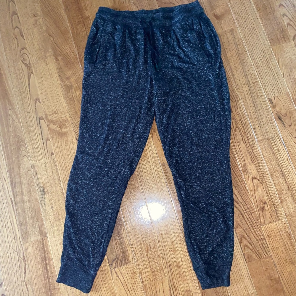 Lounge style joggers